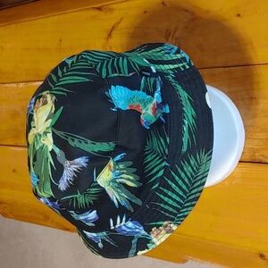 H&M/Divided Tropical Floral Unisex Bucket Hat